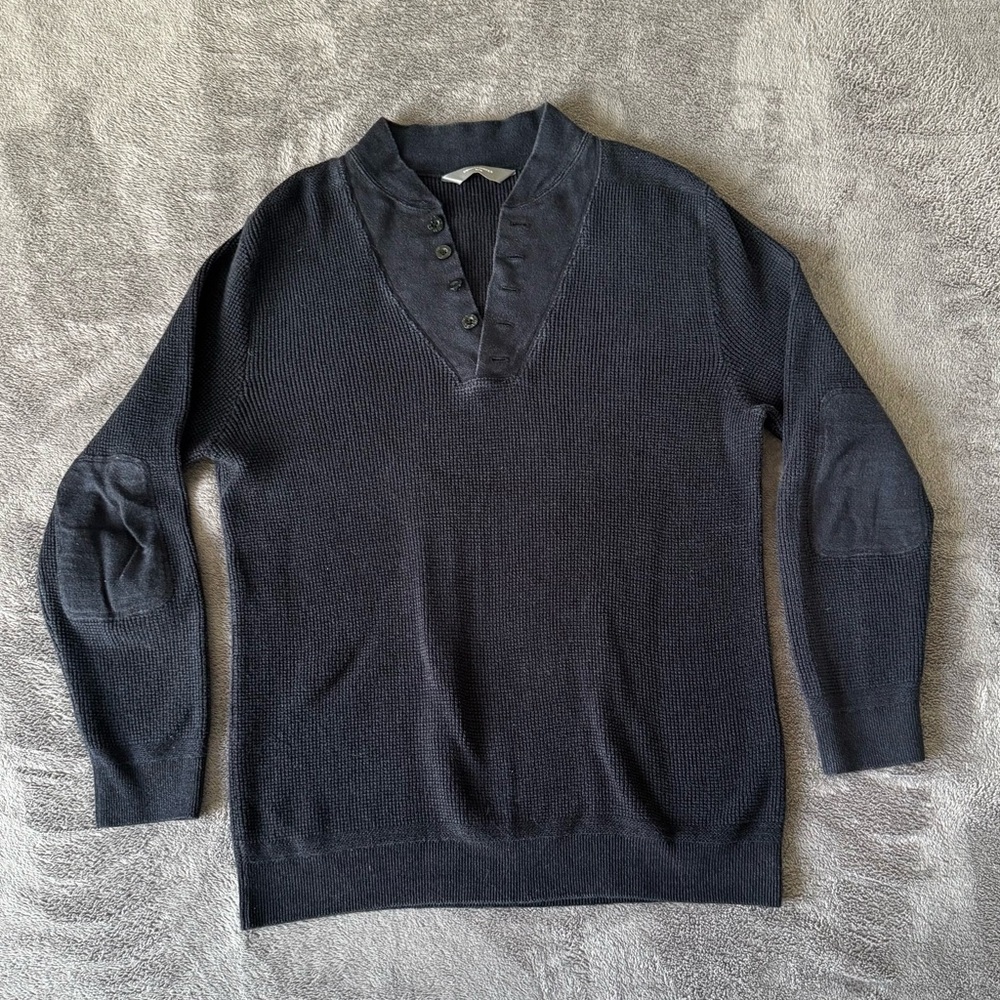 Denver Hayes Navy Sweater 1/4 Button Up GUC